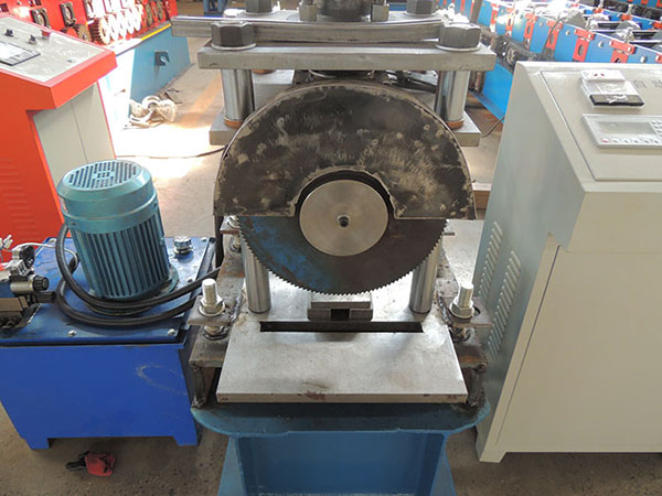 Color Coated Steel Light Gauge Steel C U Truss Roll Forming Machine.JPG Color Coated Steel Light Gauge Steel C U Truss Roll Forming Machine.JPG