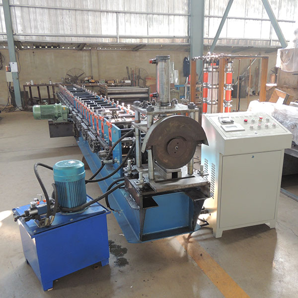 Color Coated Steel Light Gauge Steel C U Truss Roll Forming Machine.JPG