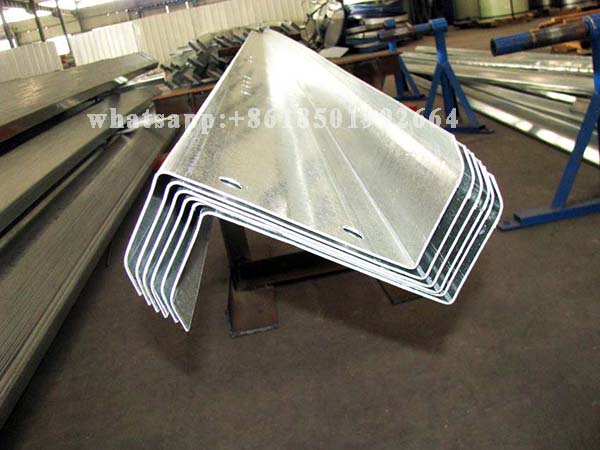 Steel Metal ZED Z Section Profile Purlin Production Liner.jpg