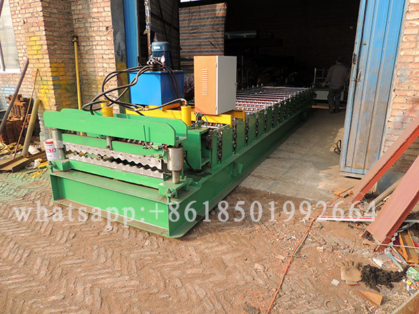 762 Enhanced Verson Corrugated Panel Roofing Roll Forming Machine.JPG