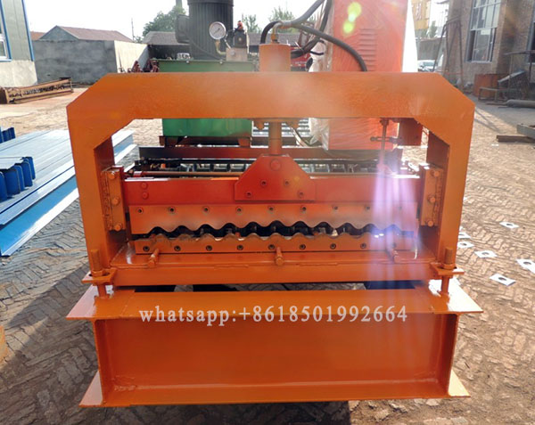 805 Style PPGI Galvanised Corrugated Sheets Production Liner.jpg