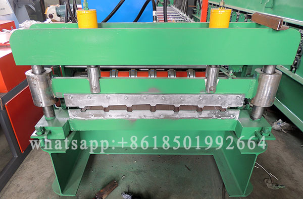 910 Type Bare Galvalume Roofing Wall Profile Sheet Roll Forming Machine.JPG