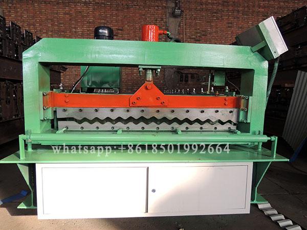 988 Model Corrugated Cameroon Aluminium Zinc Roofing Sheet Making Machine.JPG