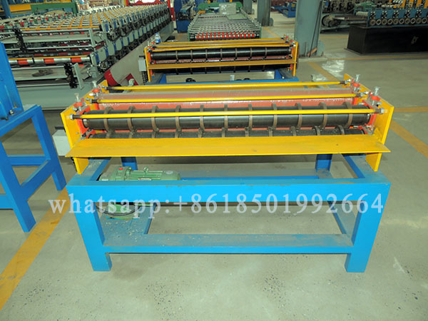 Simple Steel Metal Roofing Sheet Slitting Cut Machine.JPG