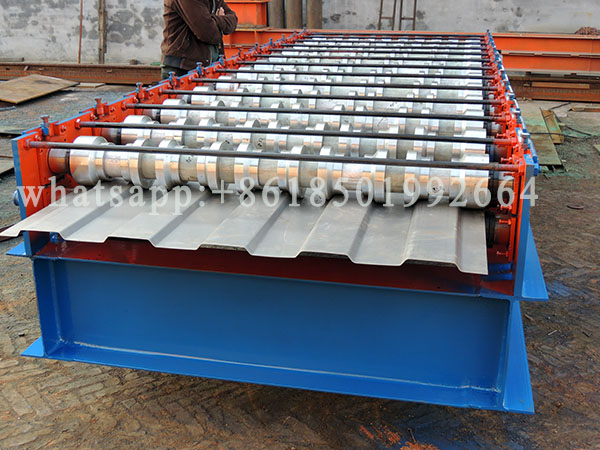 Steel Sheet Carriage Plate Container Car Panel Roll Forming Machine Manufacturer.JPG