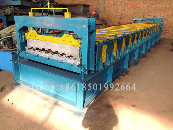 Steel Sheet Carriage Plate Container Car Panel Roll Forming Machine Manufacturer.JPG