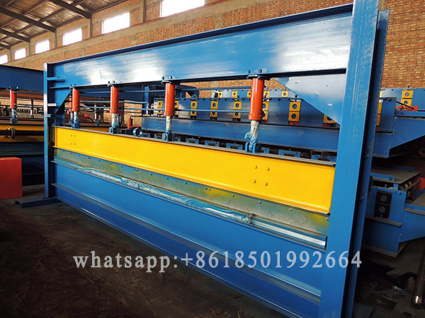 4 Meters Length Gable Steel Plate Bending Equipment.JPG