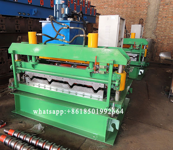 U-Roll Round Roofing Sheet Capping Machine In Malaysia.JPG