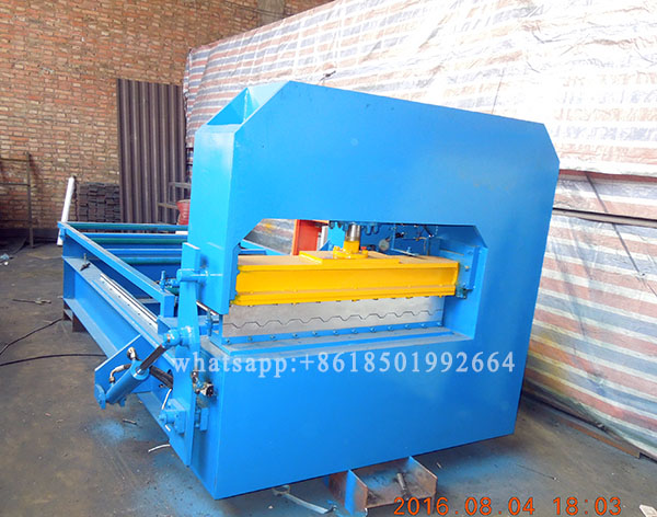 Hydraulic Steel Eagle Metal Tile-Shaped Profile Curved Roof Machine.JPG