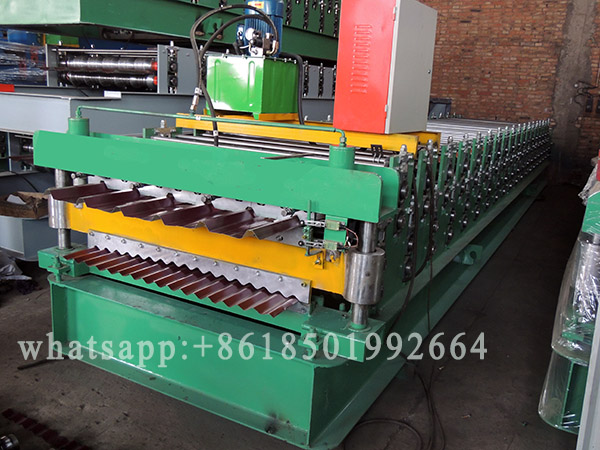 Pakistan Colour Coated Two Profile Sheets Forming Machine 975-1040 Model.jpg