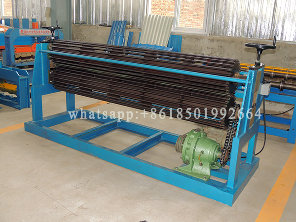 Simple South Africa Corrugated Iron Roof Sheet Rolling Machine.JPG