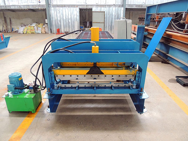 1000 Model Tilespan Elite R Span Roofing Sheet Roll Forming Machine.jpg 1000 Model Tilespan Elite R Span Roofing Sheet Roll Forming Machine.jpg