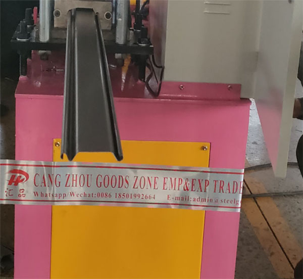 Roll-up Shutter Door Roll Forming Machine.jpg